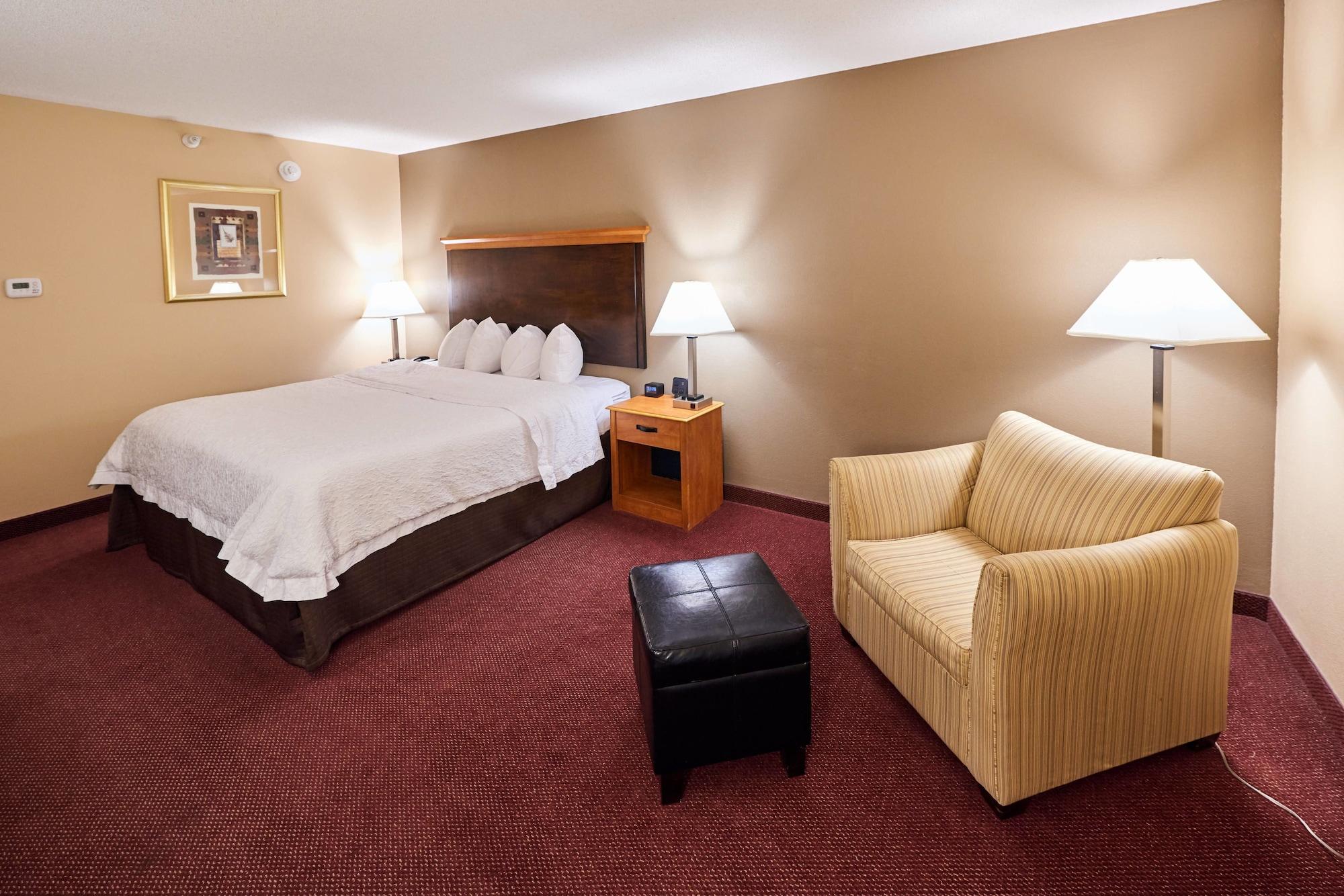 Hampton Hotel 3*
