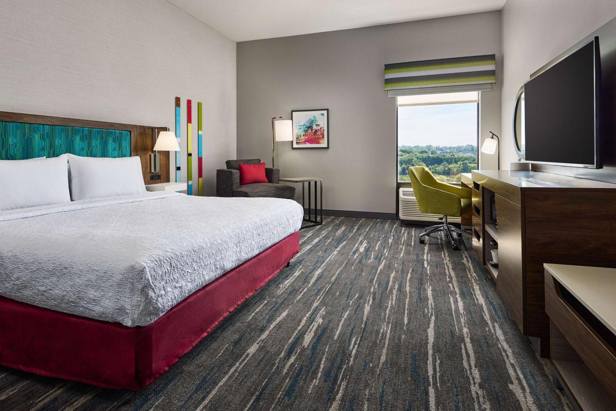 Hampton Hotel