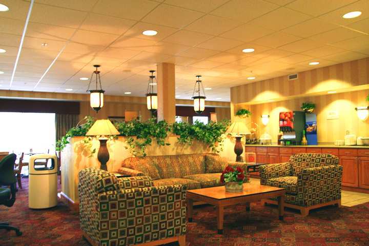Hotel Hampton 3*