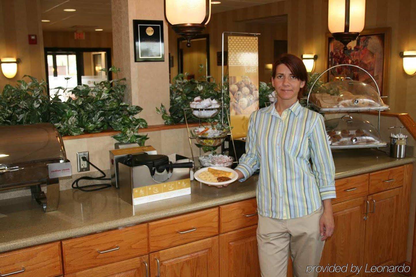 Hampton Hotel Massillon