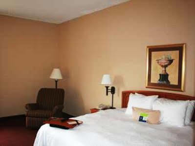 Hampton Hotel Massillon